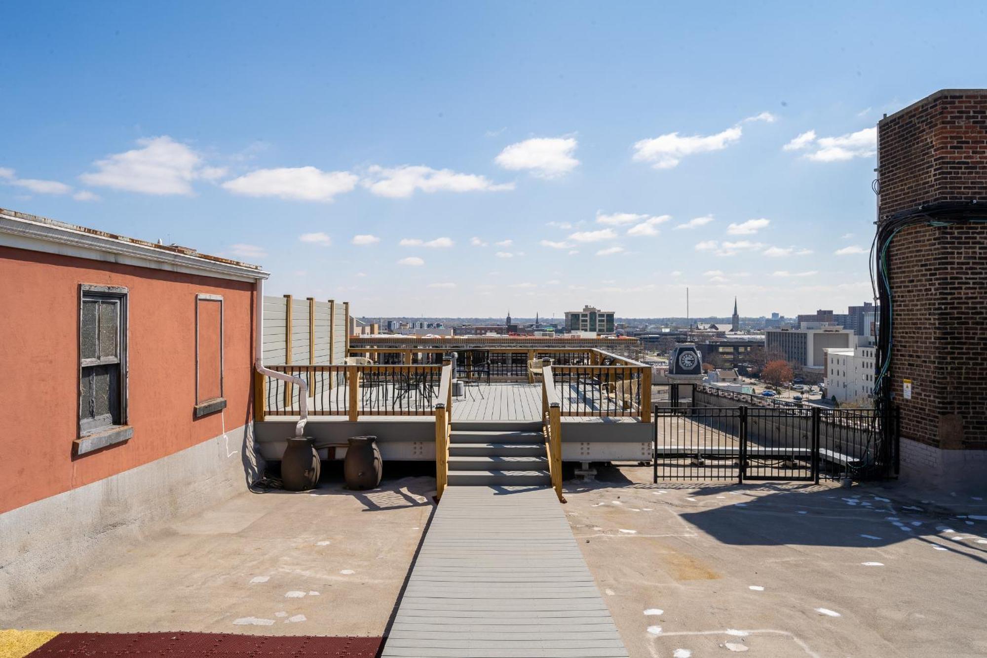 Top Floor Penthouse At The Historic Levy Building Louisville Bagian luar foto