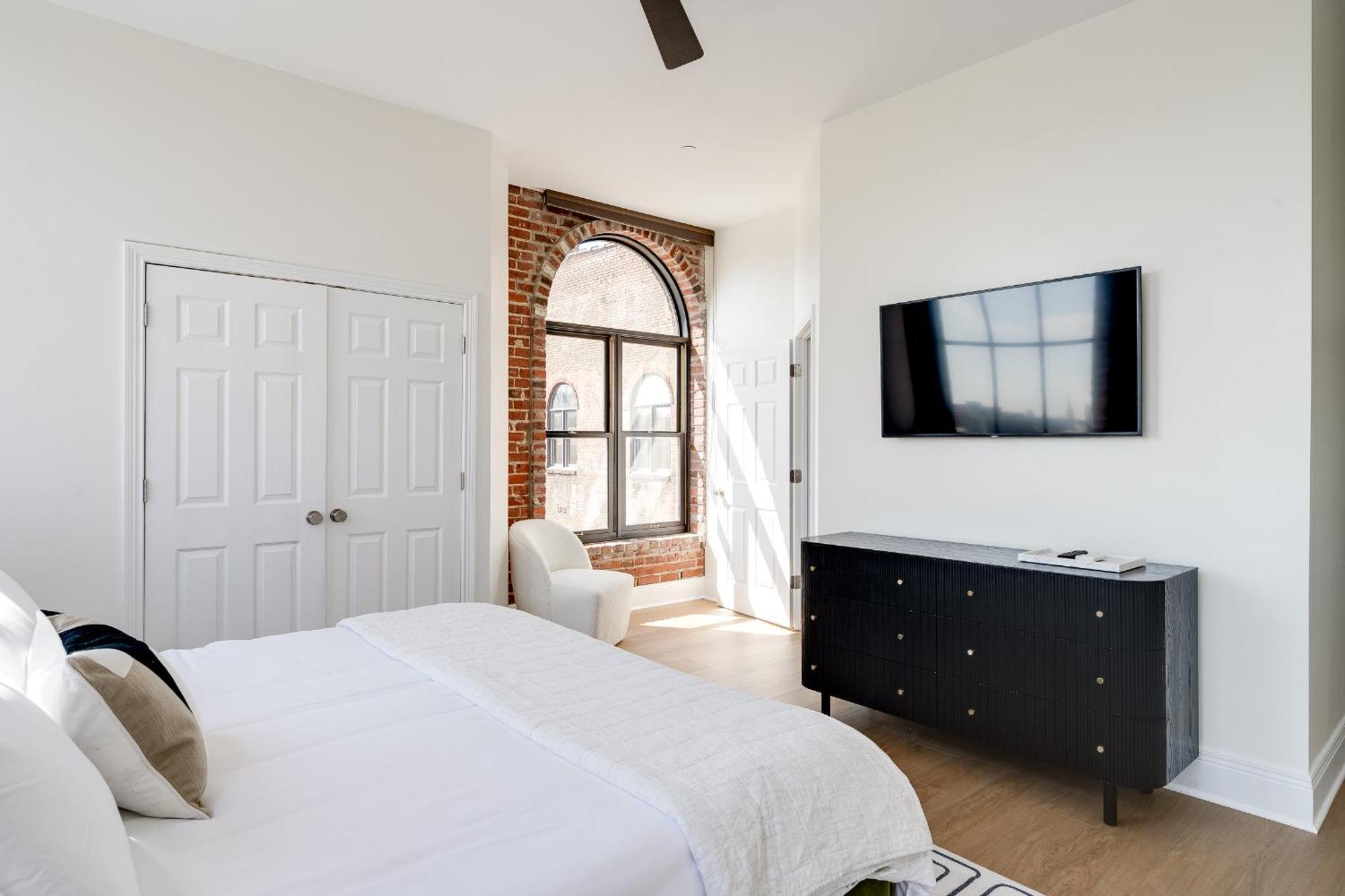Top Floor Penthouse At The Historic Levy Building Louisville Bagian luar foto