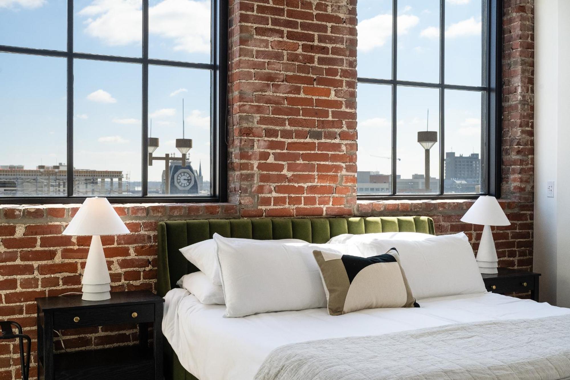 Top Floor Penthouse At The Historic Levy Building Louisville Bagian luar foto